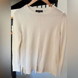 Banana Republic Cream Long Sleeve Sweater
